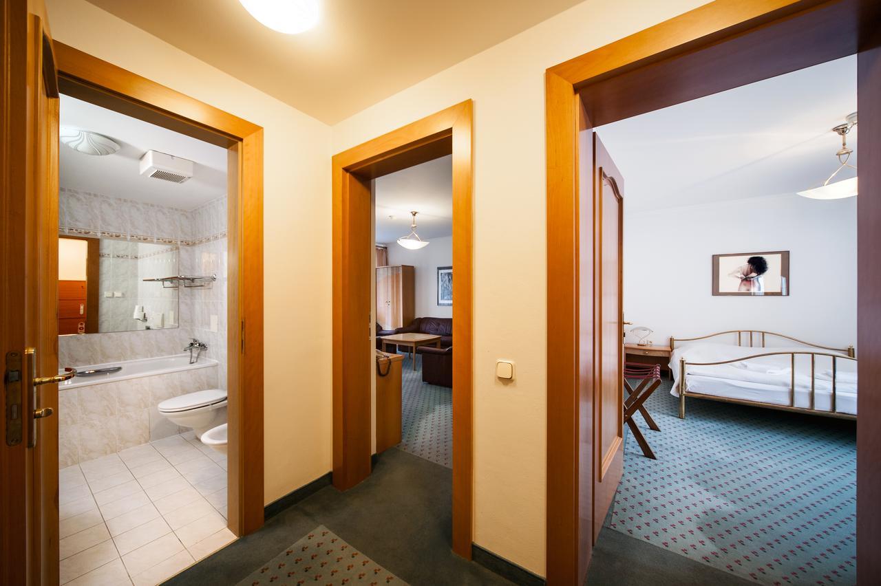 Villa Voyta Prague Luaran gambar